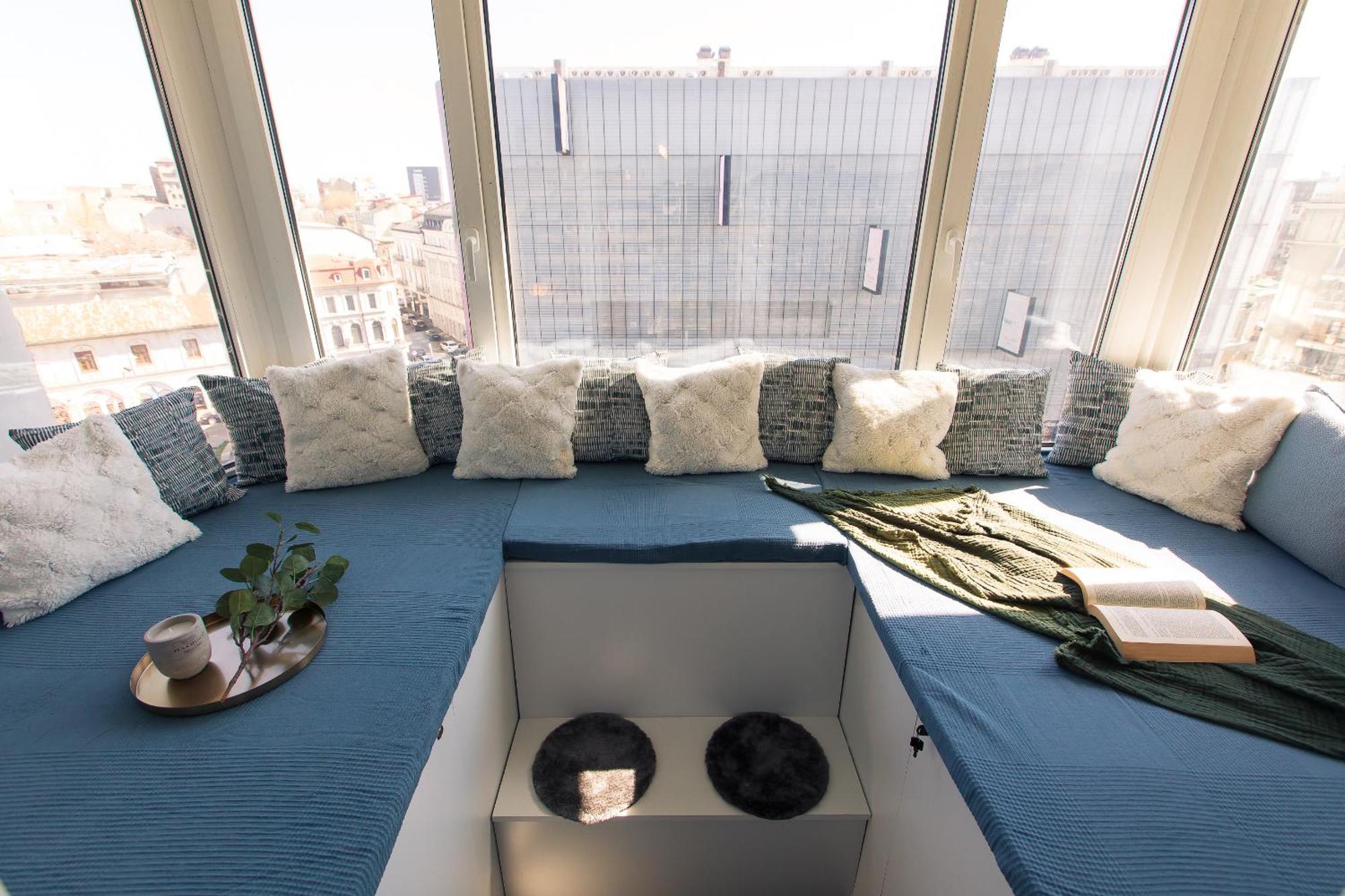 Old Town Apartment With Amazing View From The Balcony 부쿠레슈티 외부 사진