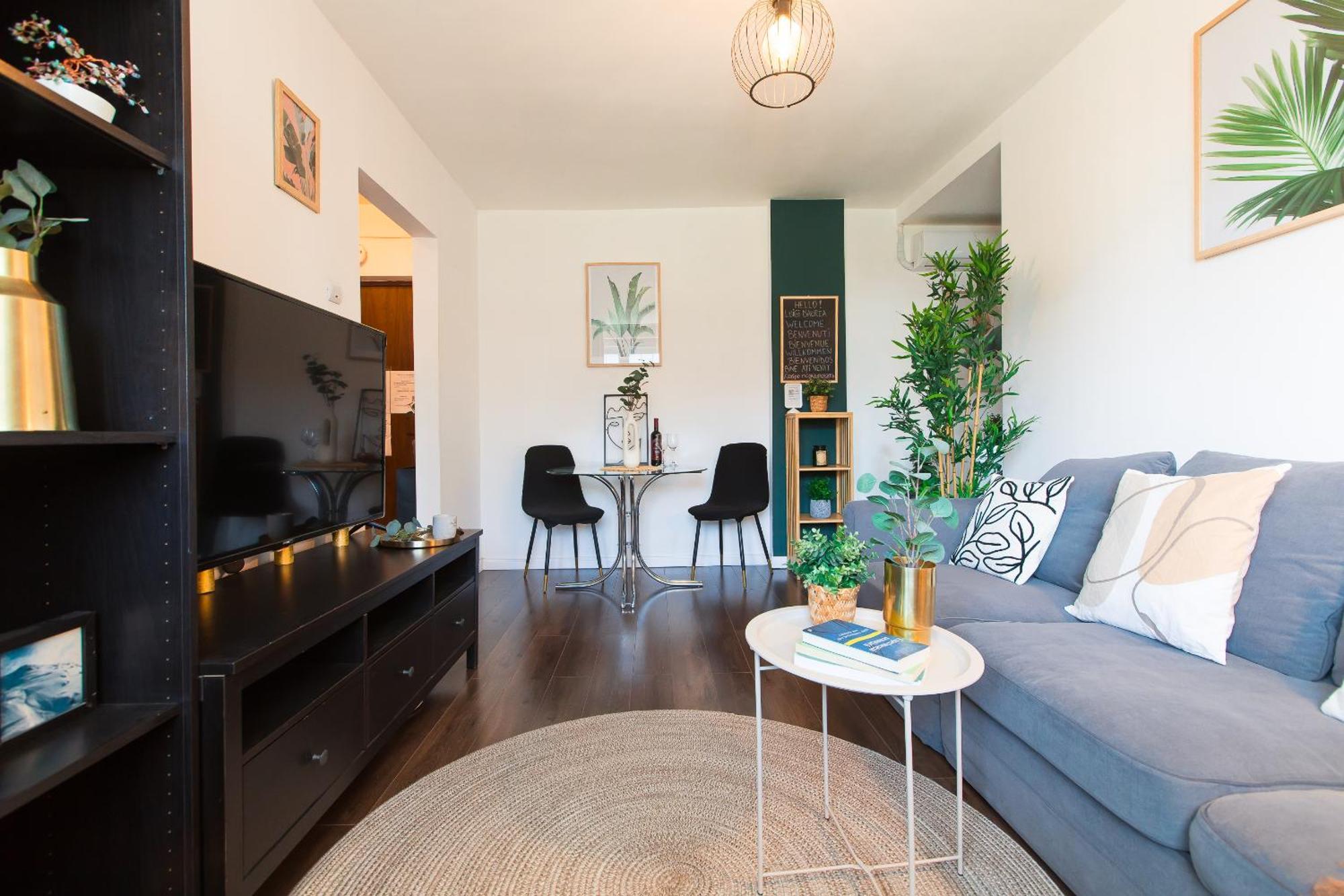 Old Town Apartment With Amazing View From The Balcony 부쿠레슈티 외부 사진