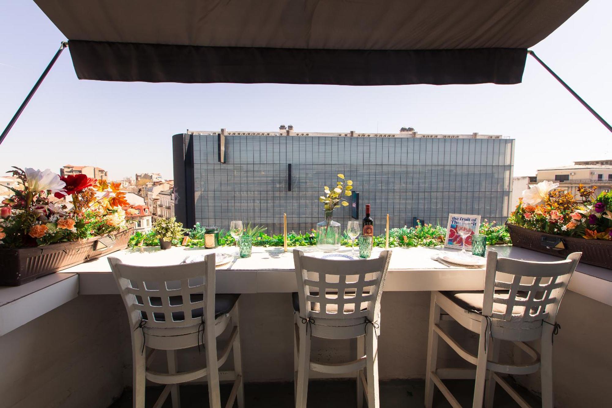 Old Town Apartment With Amazing View From The Balcony 부쿠레슈티 외부 사진